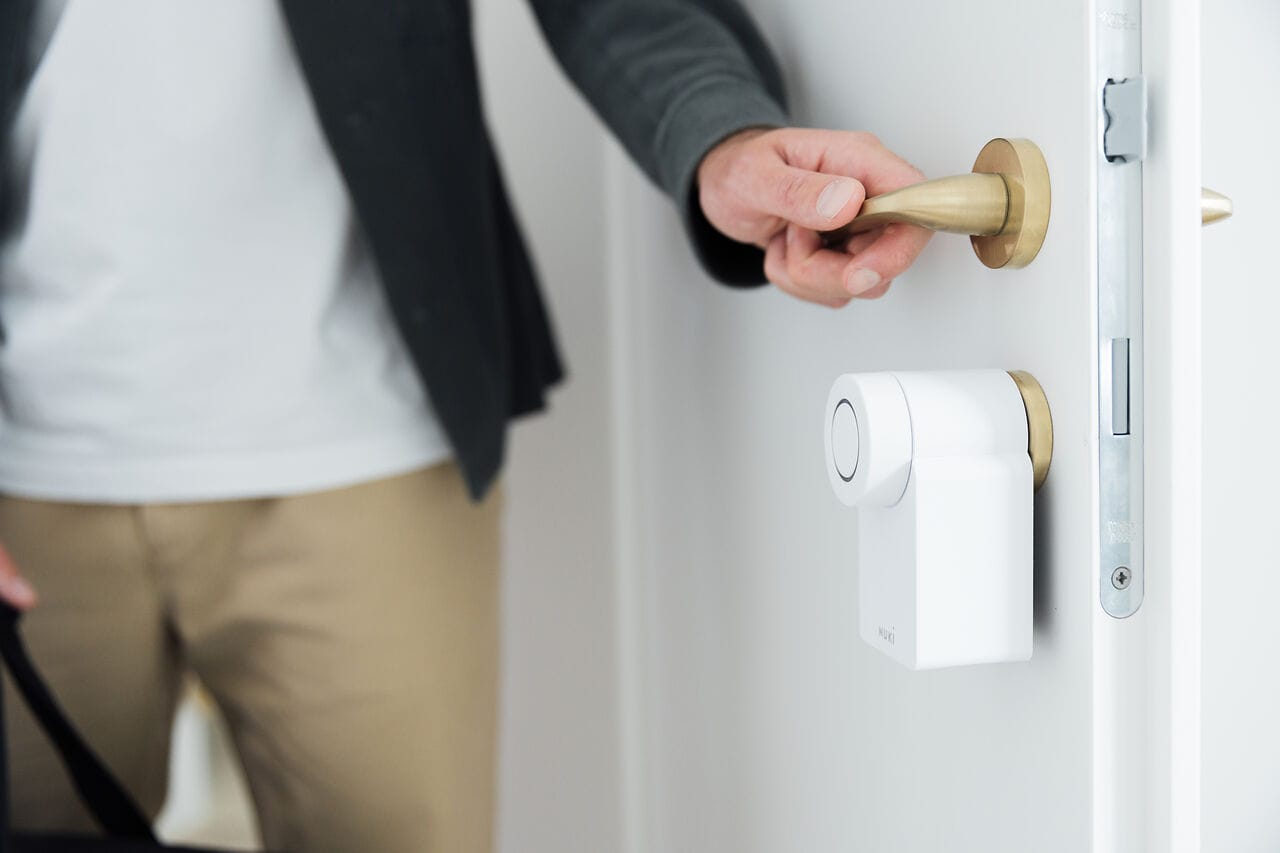 Auto Unlock — eve geldiğinizde kapı sizi tanır